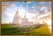 Load image into Gallery viewer, Brigham Utah Springs Light