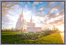 Load image into Gallery viewer, Brigham Utah Springs Light