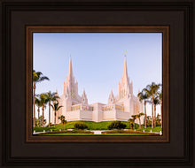 Load image into Gallery viewer, San Diego California Glow