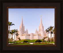 Load image into Gallery viewer, San Diego California Glow