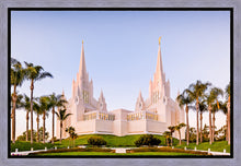 Load image into Gallery viewer, San Diego California Glow
