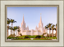 Load image into Gallery viewer, San Diego California Glow