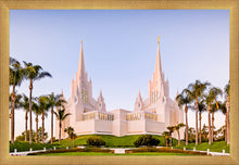 Load image into Gallery viewer, San Diego California Glow