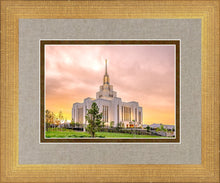 Load image into Gallery viewer, Saratoga Springs Utah Pink Glow