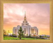 Load image into Gallery viewer, Saratoga Springs Utah Pink Glow
