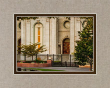 Load image into Gallery viewer, Salt Lake City Temple Inner Glow
