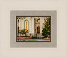 Load image into Gallery viewer, Salt Lake City Temple Inner Glow