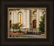 Load image into Gallery viewer, Salt Lake City Temple Inner Glow