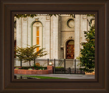 Load image into Gallery viewer, Salt Lake City Temple Inner Glow