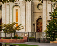 Load image into Gallery viewer, Salt Lake City Temple Inner Glow