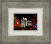 Load image into Gallery viewer, Salt Lake City Temple Lights Aglow