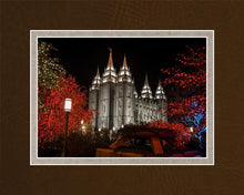 Load image into Gallery viewer, Salt Lake City Temple Lights Aglow