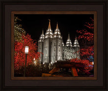 Load image into Gallery viewer, Salt Lake City Temple Lights Aglow