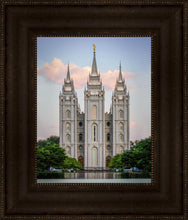 Load image into Gallery viewer, Salt Lake City Temple In All His Glory
