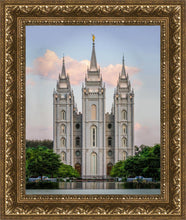 Load image into Gallery viewer, Salt Lake City Temple In All His Glory