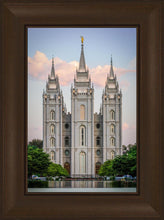 Load image into Gallery viewer, Salt Lake City Temple In All His Glory