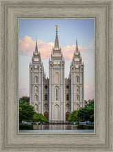 Load image into Gallery viewer, Salt Lake City Temple In All His Glory