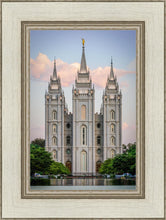 Load image into Gallery viewer, Salt Lake City Temple In All His Glory