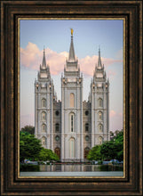 Load image into Gallery viewer, Salt Lake City Temple In All His Glory