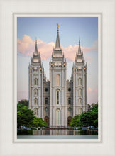 Load image into Gallery viewer, Salt Lake City Temple In All His Glory