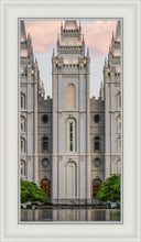 Load image into Gallery viewer, Salt Lake City Temple In All His Glory