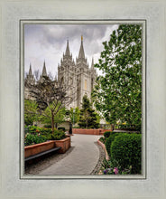 Load image into Gallery viewer, Salt Lake City Temple Pathway To Glory