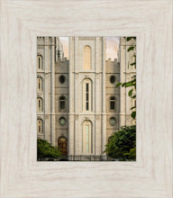 Load image into Gallery viewer, Salt Lake City Temple The Morning Breaks