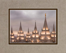 Load image into Gallery viewer, Salt Lake City Temple Rising Ramparts