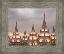 Load image into Gallery viewer, Salt Lake City Temple Rising Ramparts