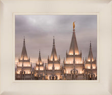 Load image into Gallery viewer, Salt Lake City Temple Rising Ramparts