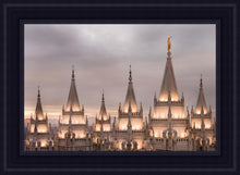 Load image into Gallery viewer, Salt Lake City Temple Rising Ramparts