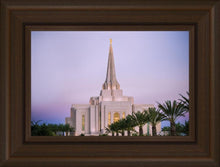 Load image into Gallery viewer, Gilbert Temple The Light Draweth Us To Him