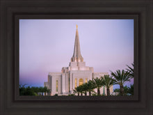 Load image into Gallery viewer, Gilbert Temple The Light Draweth Us To Him