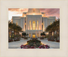 Load image into Gallery viewer, Gilbert Temple Glorified In Light
