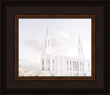 Load image into Gallery viewer, Lindon Utah Immaculate Embrace