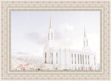 Load image into Gallery viewer, Lindon Utah Immaculate Embrace