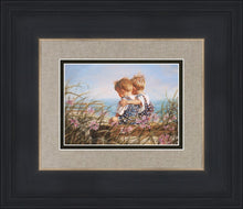 Load image into Gallery viewer, Heart Hugs