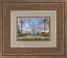 Load image into Gallery viewer, Redlands Temple 17