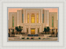 Load image into Gallery viewer, Gilbert Detail