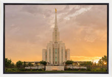Load image into Gallery viewer, Oquirrh Mountain Sunset