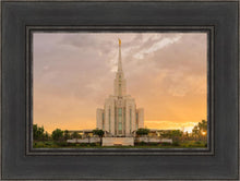 Load image into Gallery viewer, Oquirrh Mountain Sunset