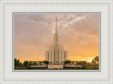 Load image into Gallery viewer, Oquirrh Mountain Sunset