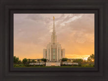 Load image into Gallery viewer, Oquirrh Mountain Sunset