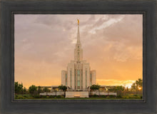Load image into Gallery viewer, Oquirrh Mountain Sunset