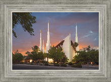 Load image into Gallery viewer, Las Vegas House of the Lord