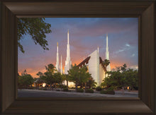 Load image into Gallery viewer, Las Vegas House of the Lord