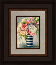 Load image into Gallery viewer, Flowers & Vase