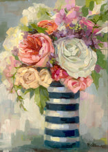 Load image into Gallery viewer, Flowers & Vase