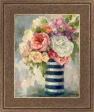 Load image into Gallery viewer, Flowers & Vase