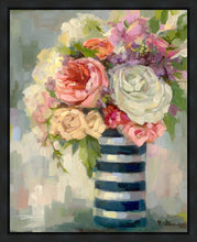 Load image into Gallery viewer, Flowers & Vase